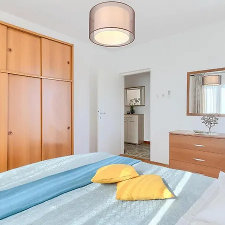 Mendula * Potpićan
