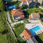 Mendula * Potpićan
