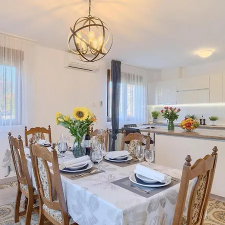 Mendula Hébergement de vacances *