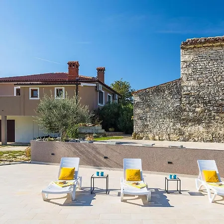 Mendula Casa de Férias Potpićan
