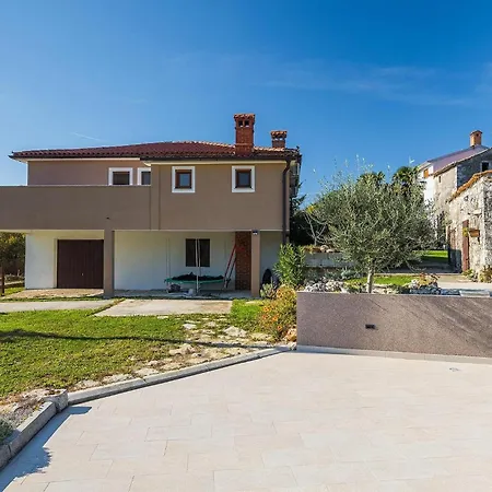 Mendula Holiday home