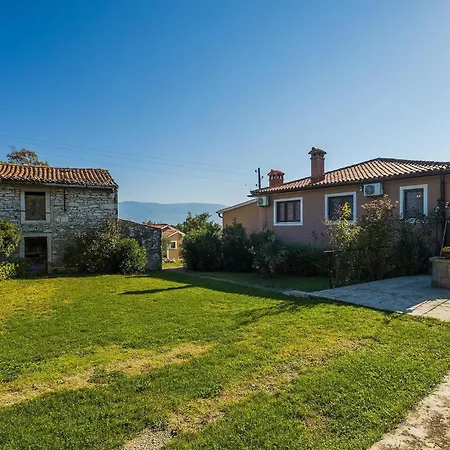 Holiday home Mendula *
